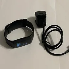Charge Fitness Tracker image 2